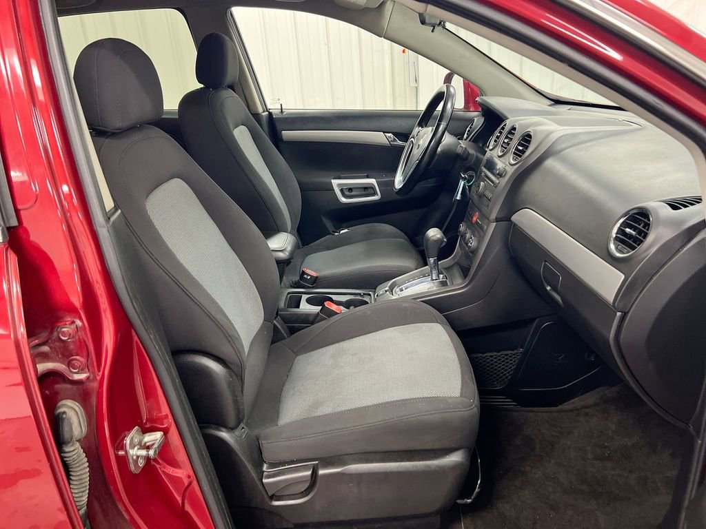 Used 2012 Chevrolet Captiva Sport LT FWD image 15