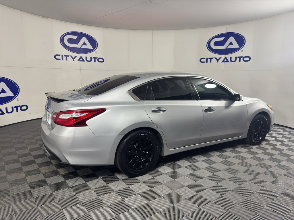 Used 2017 Nissan Altima 2.5 S w/ Power Driver Seat Package image 3