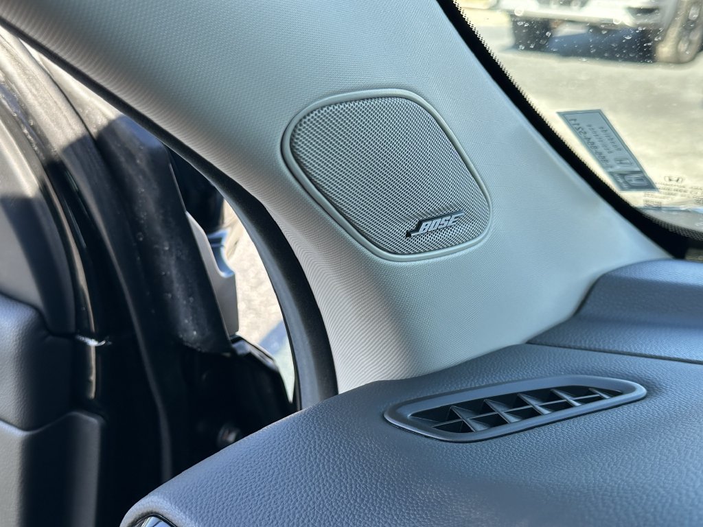 Used 2025 Honda Pilot Touring image 38