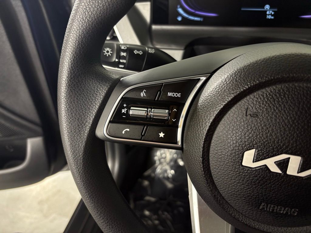 New 2026 Kia Seltos LX image 19