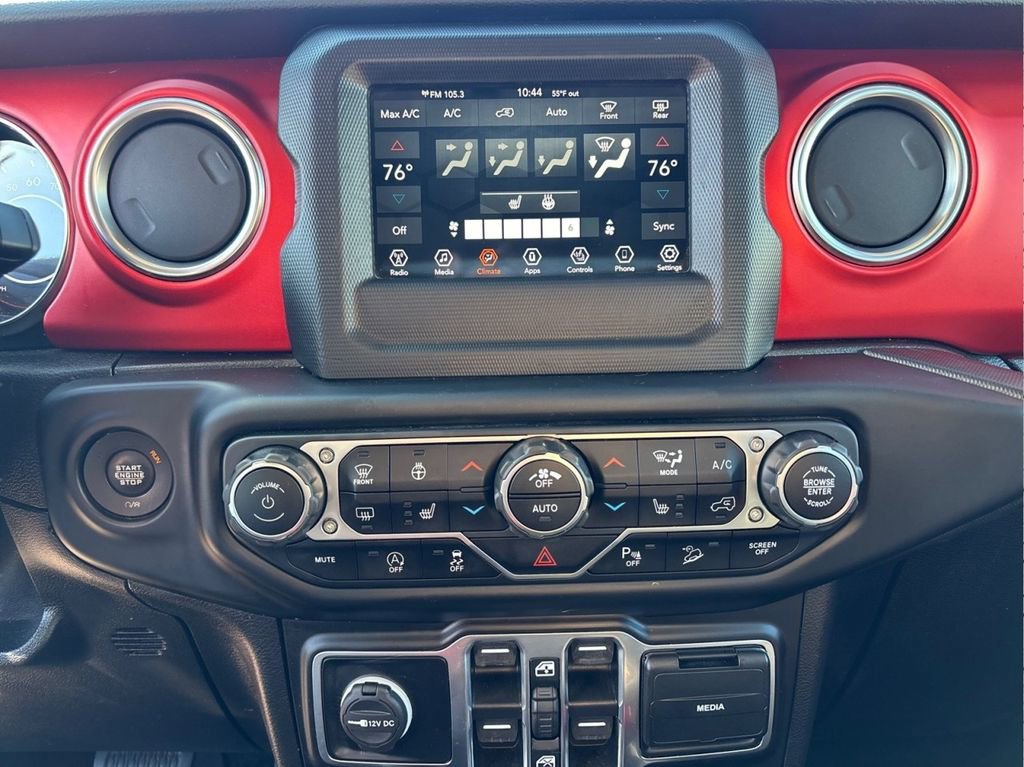 Used 2020 Jeep Wrangler Unlimited Rubicon w/ Cold Weather Group AWD/4WD image 13