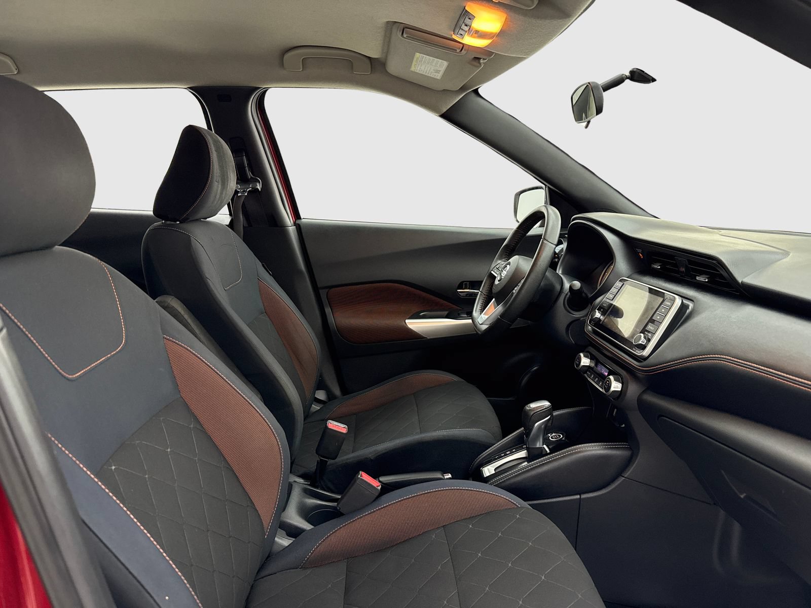 Used 2018 Nissan Kicks SR FWD image 39