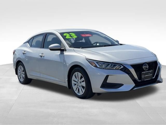 Used 2023 Nissan Sentra S FWD image 3