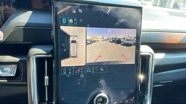 Used 2025 GMC Yukon XL Denali image 20