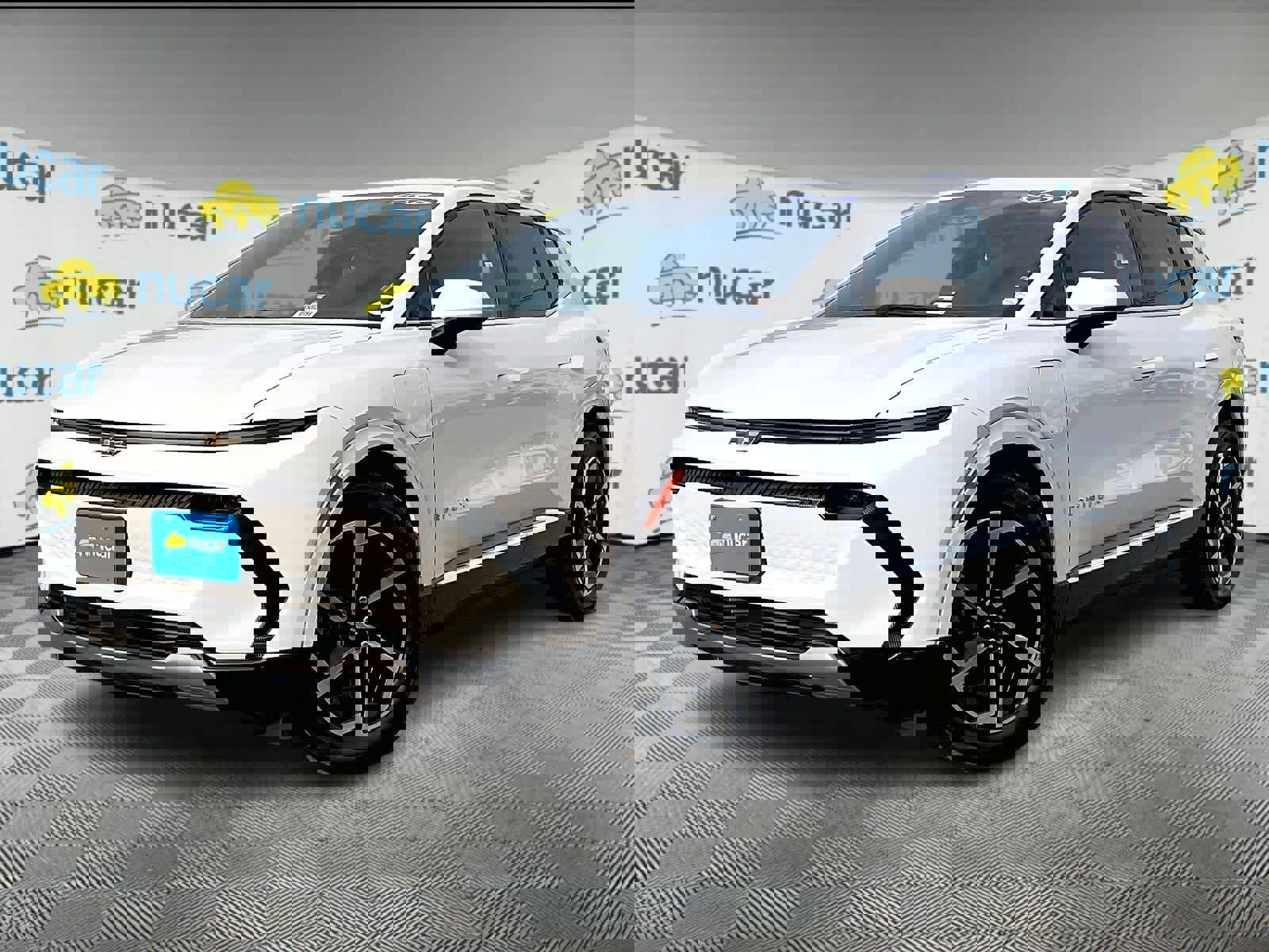 Used 2025 Chevrolet Equinox EV LT image 3