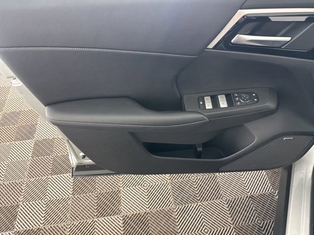 Used 2025 Mitsubishi Outlander SE AWD/4WD image 22