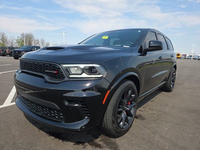 Used 2024 Dodge Durango R/T w/ Tow 'N Go Package AWD/4WD image 2