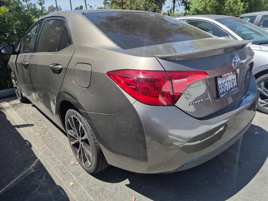 Used 2018 Toyota Corolla SE w/ Carpet Mat Package (TMS) FWD image 4