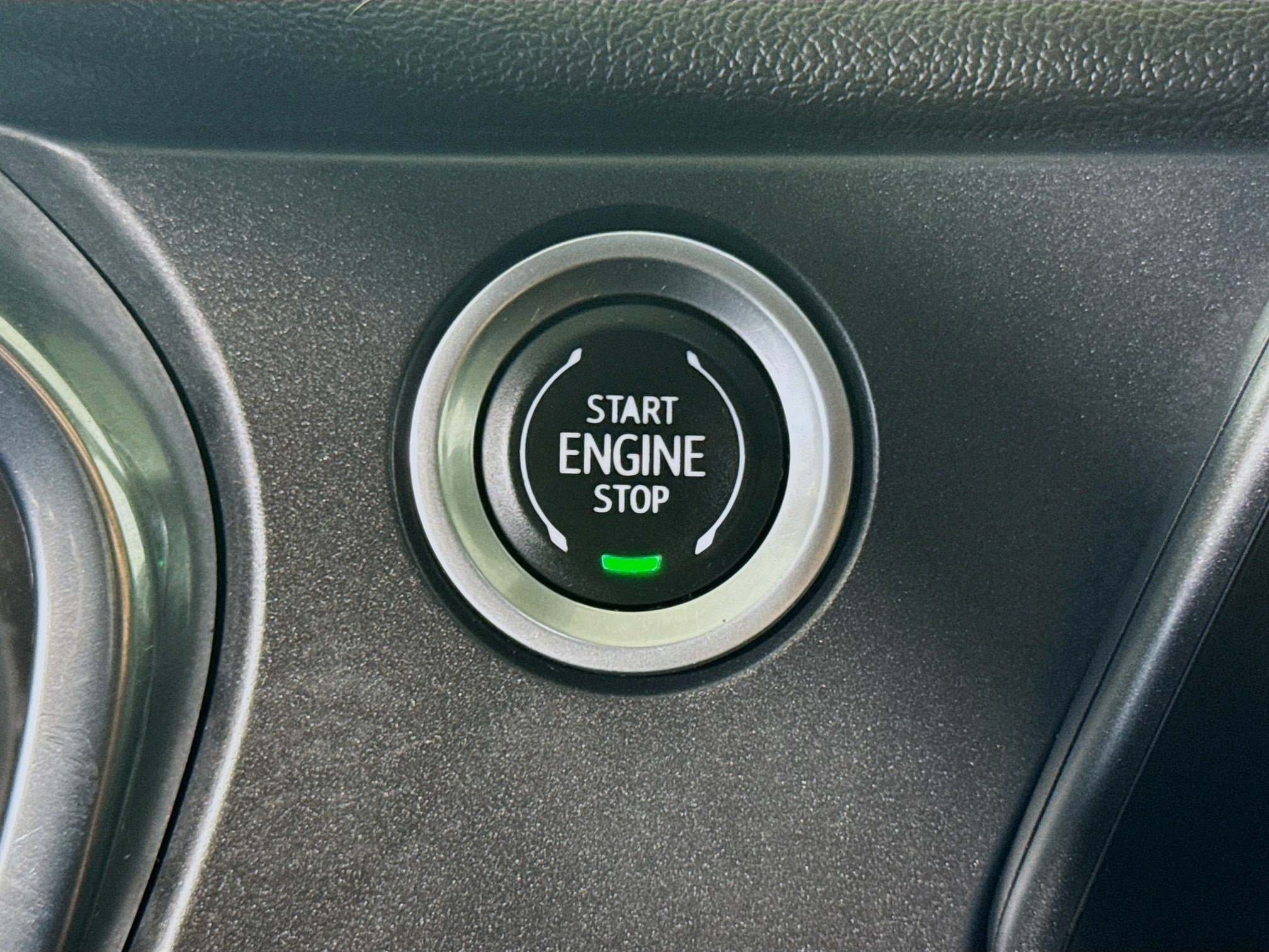 Used 2021 Chevrolet Blazer LT FWD image 21