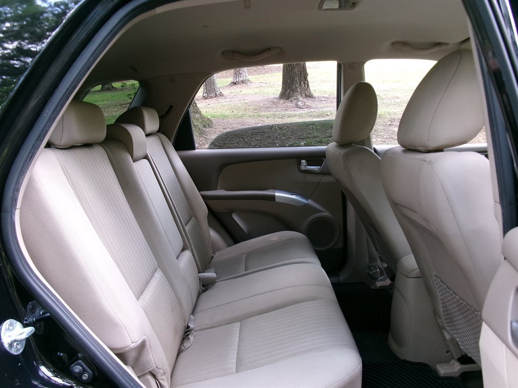 Used 2009 Kia Sportage LX FWD image 25