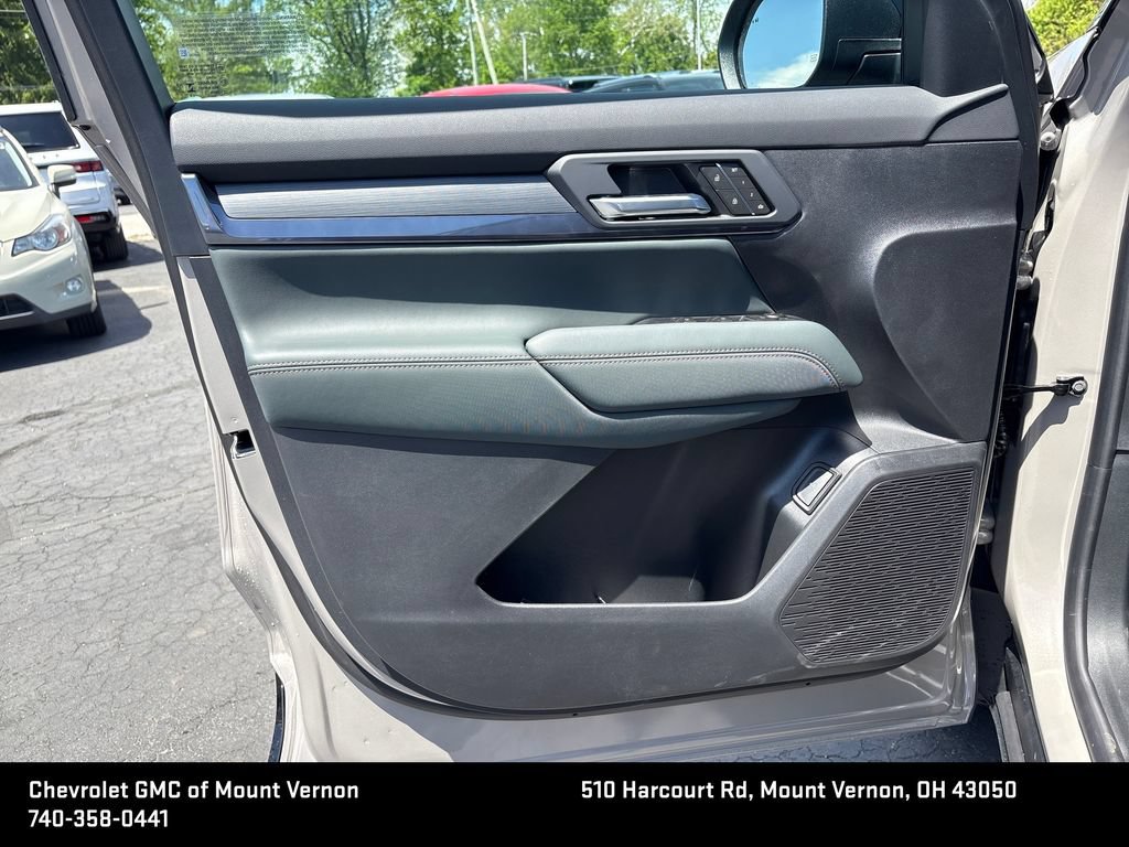 New 2026 GMC Terrain AT4 w/ Convenience Package III AWD/4WD image 14