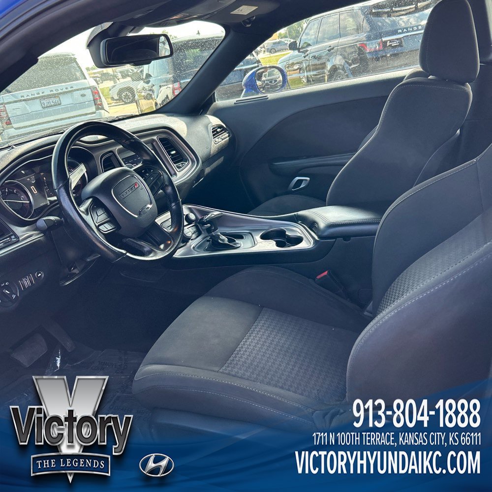 Used 2022 Dodge Challenger GT AWD/4WD image 7