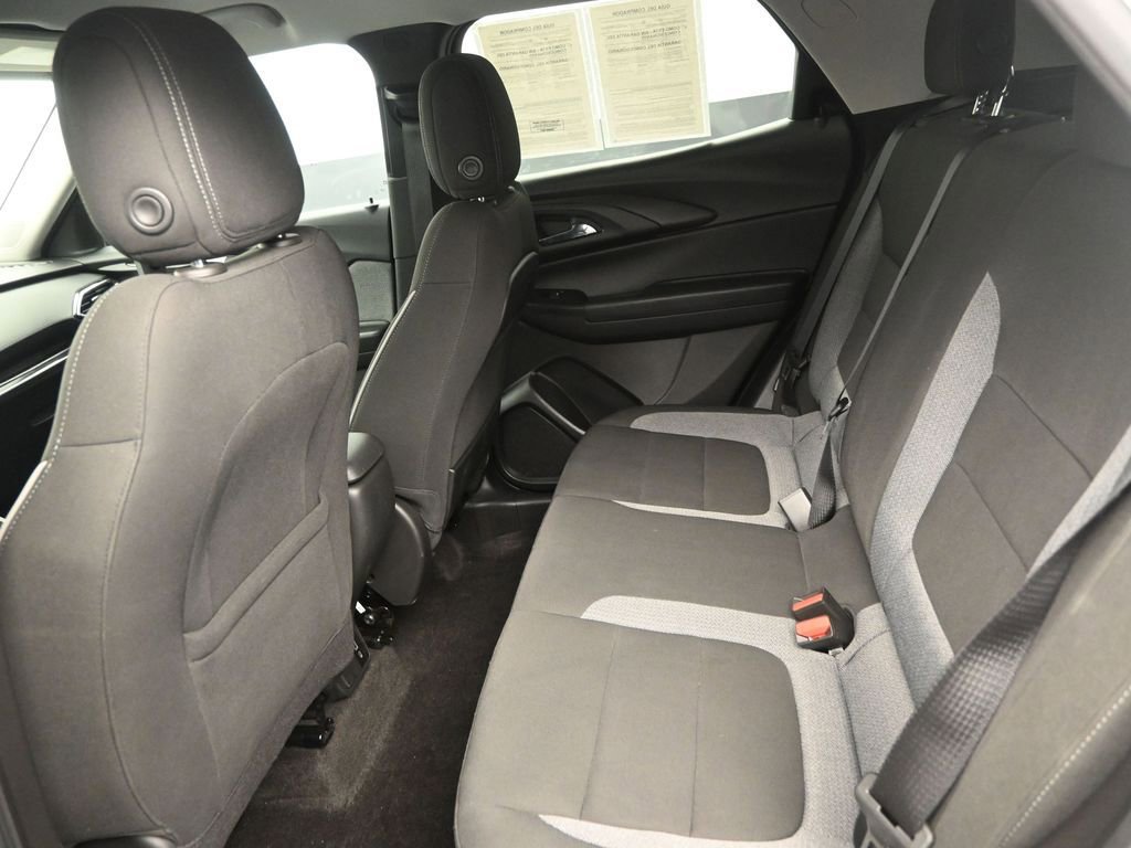 Used 2023 Chevrolet TrailBlazer LT w/ Convenience Package image 14