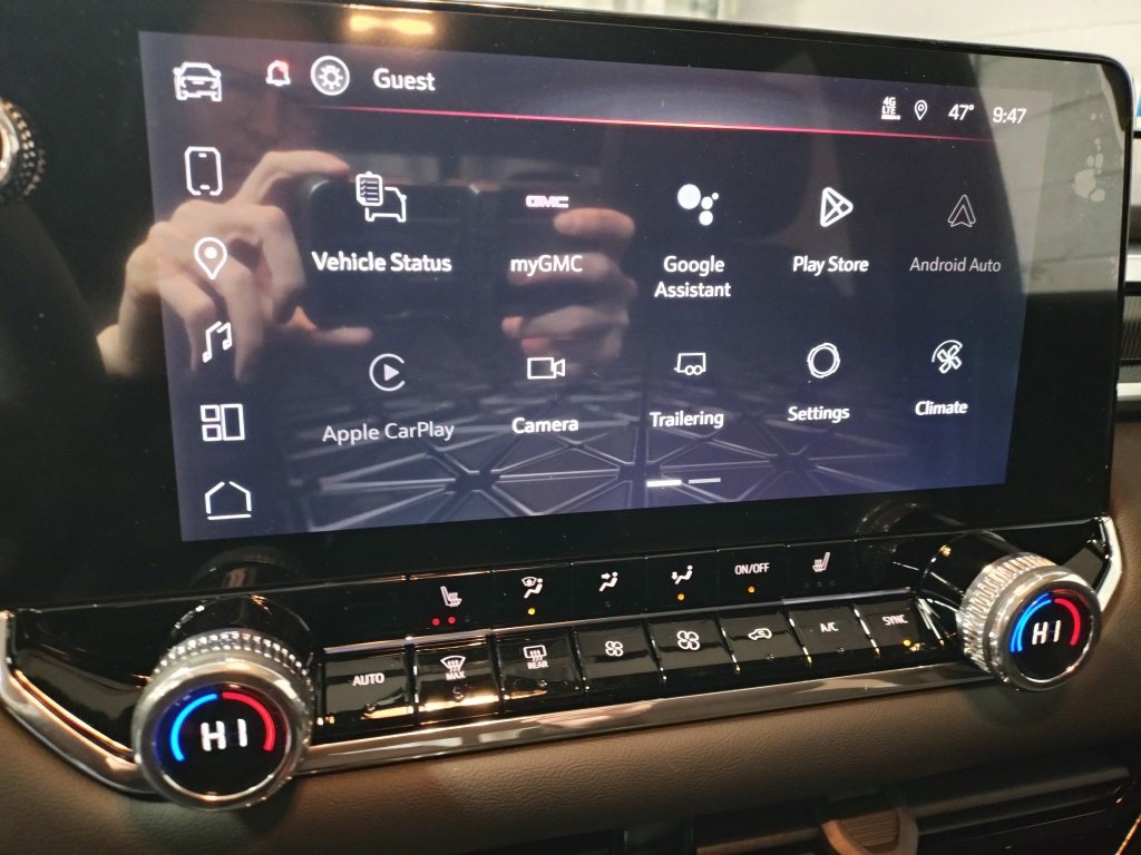 New 2026 GMC Canyon Elevation w/ Convenience Package image 29