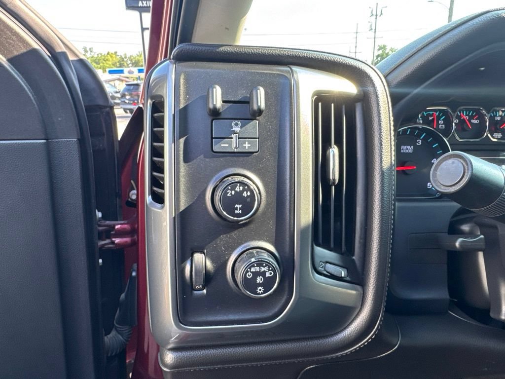 Used 2015 Chevrolet Silverado 3500 LTZ w/ Duramax Plus Package AWD/4WD image 33