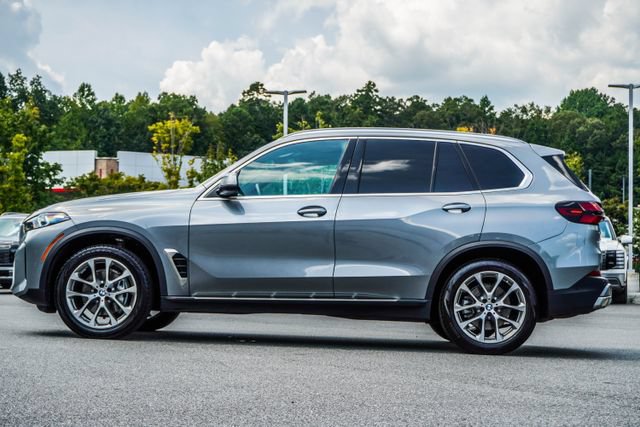 Used 2026 BMW X5 xDrive40i AWD/4WD image 10