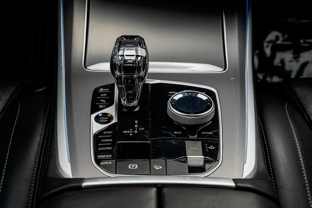 Used 2022 BMW X5 xDrive45e w/ M Sport Package image 16