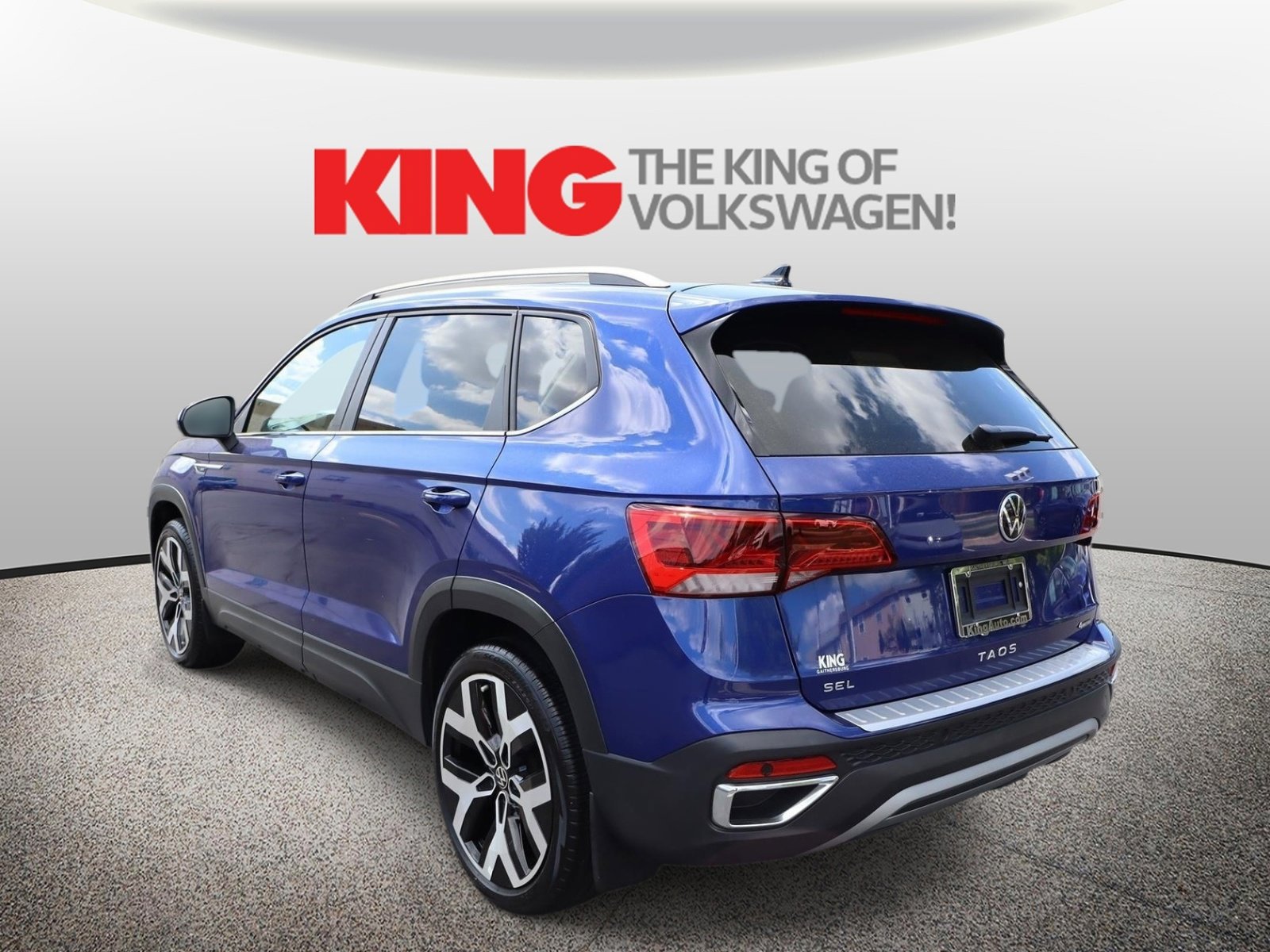 Certified 2023 Volkswagen Taos SEL AWD/4WD image 6