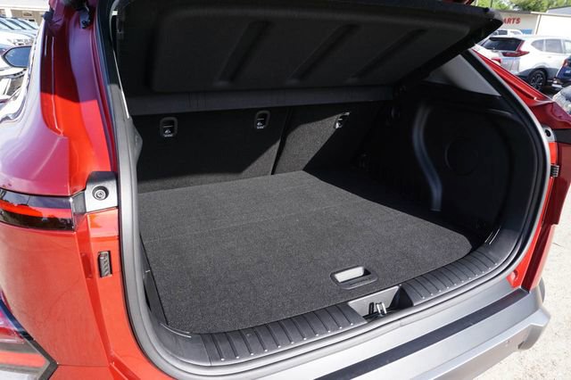 Used 2024 Hyundai Kona Limited image 8