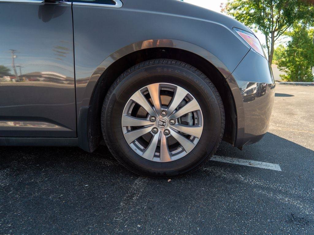Used 2016 Honda Odyssey SE image 11