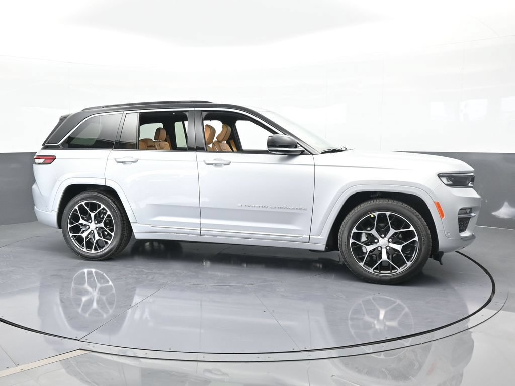 New 2025 Jeep Grand Cherokee Summit AWD/4WD video 3