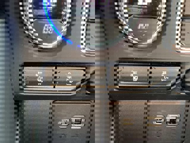 Used 2022 Chevrolet Tahoe Z71 w/ Luxury Package image 32