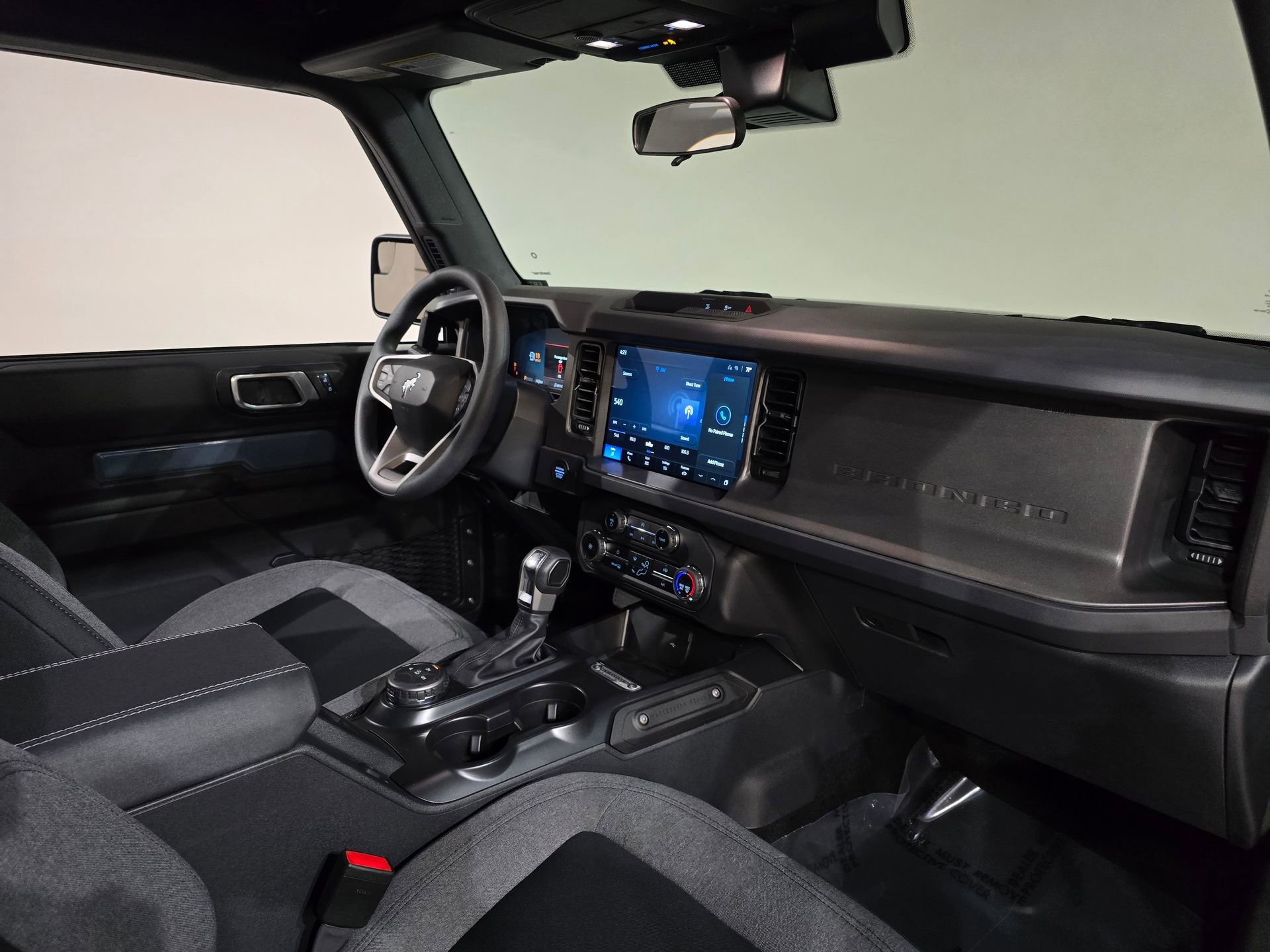 New 2025 Ford Bronco 2-Door AWD/4WD image 25