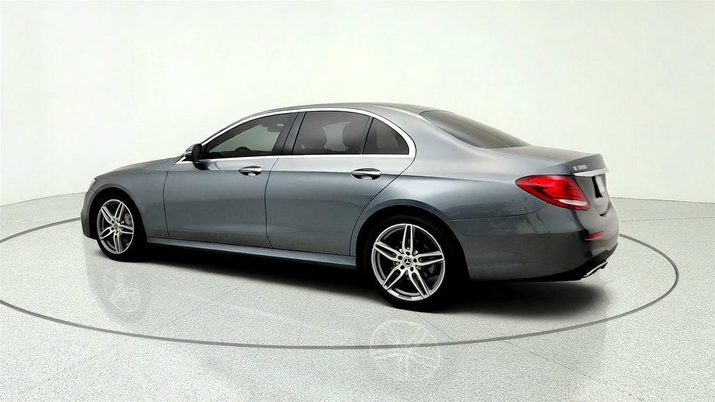 Used 2020 Mercedes-Benz E 350 Sedan image 7
