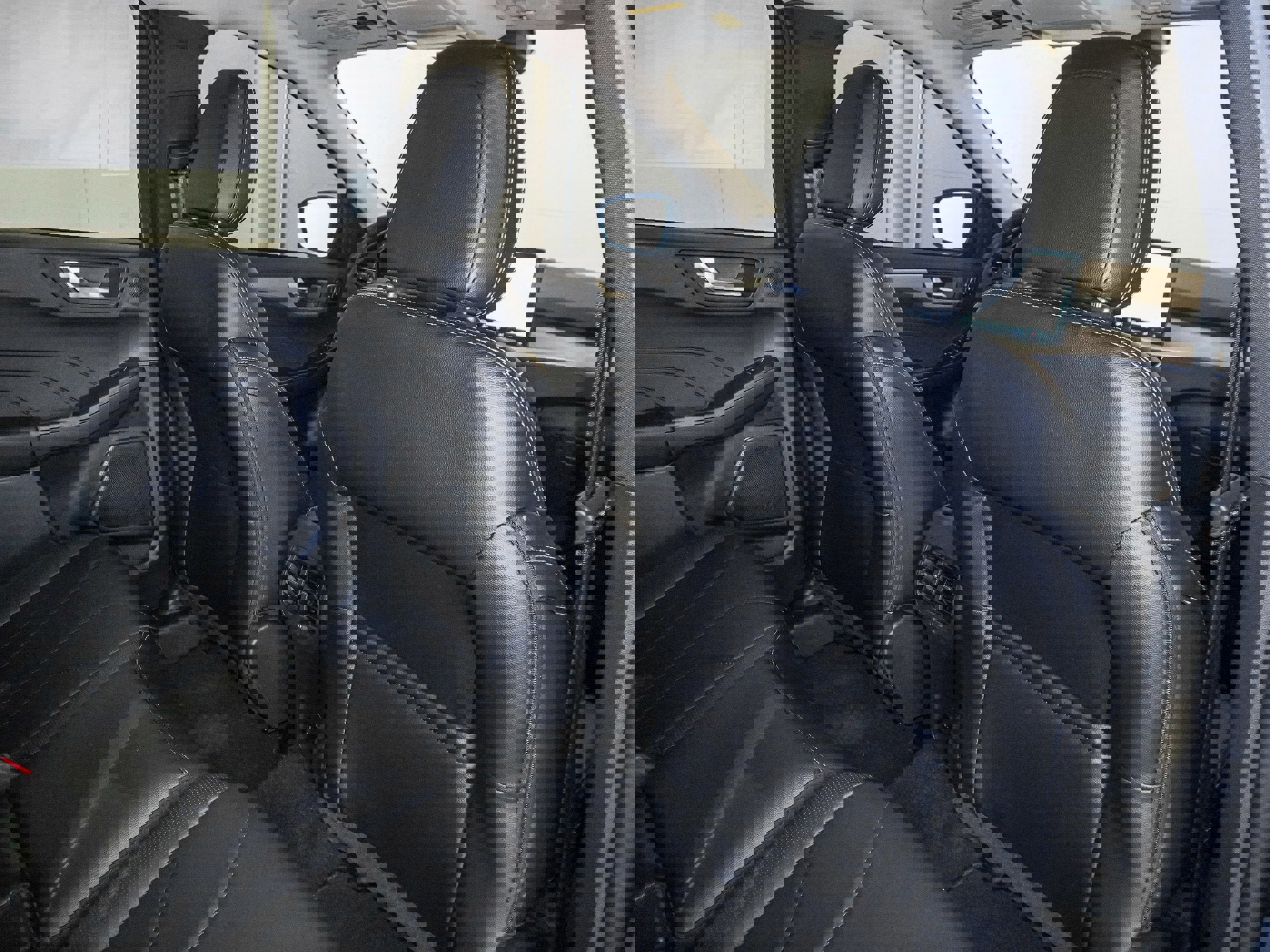 New 2025 Ford Escape SE w/ PHEV Premium Package image 42