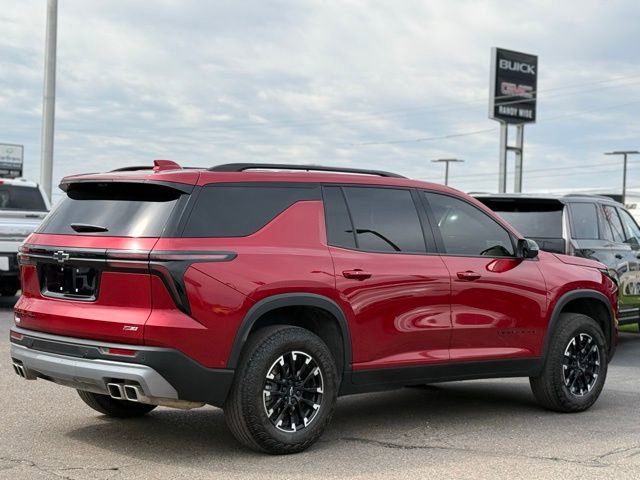 Used 2025 Chevrolet Traverse Z71 w/ Enhanced Driving Package AWD/4WD image 38