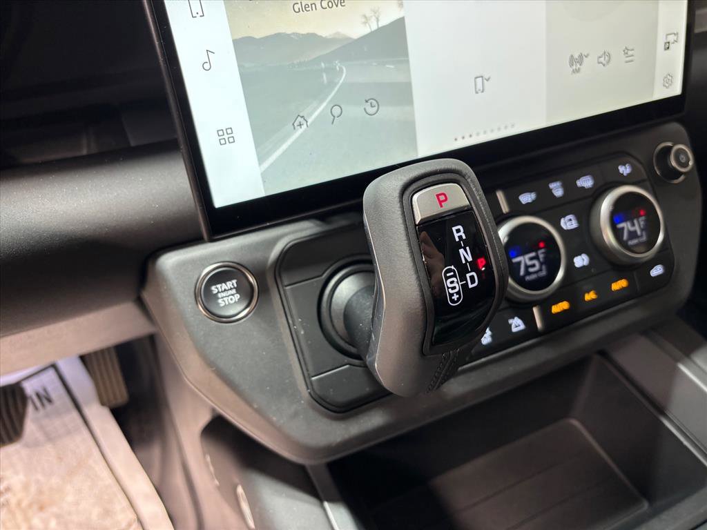 Used 2026 Land Rover Defender 110 S image 16