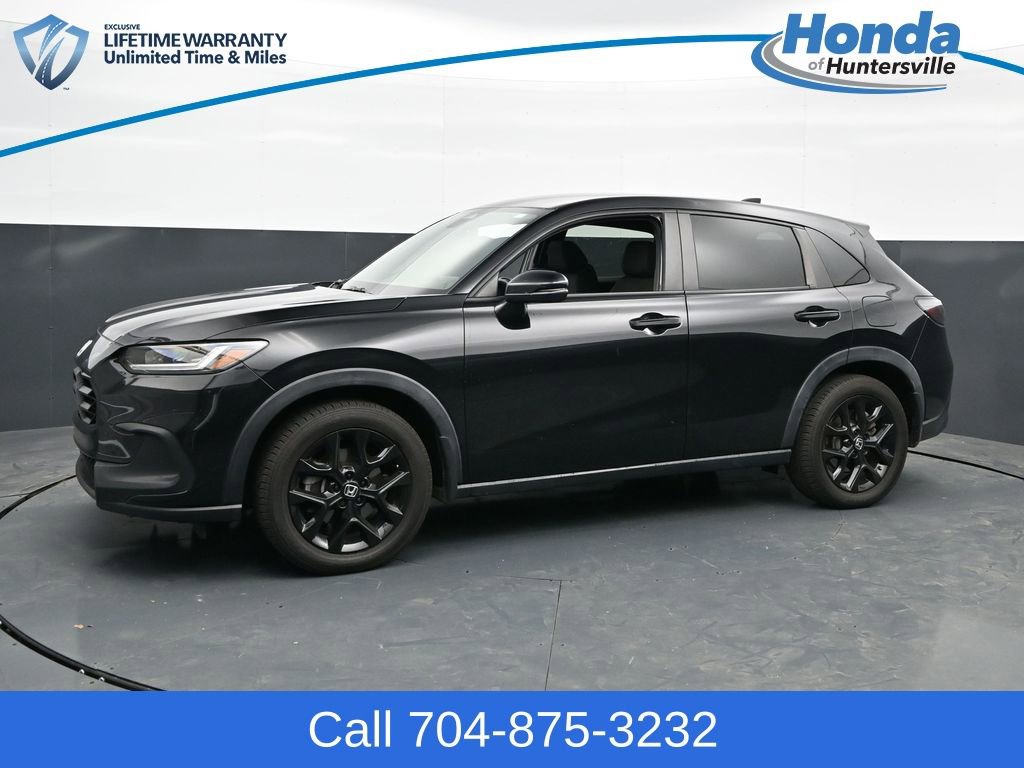 Used 2023 Honda HR-V Sport image 5