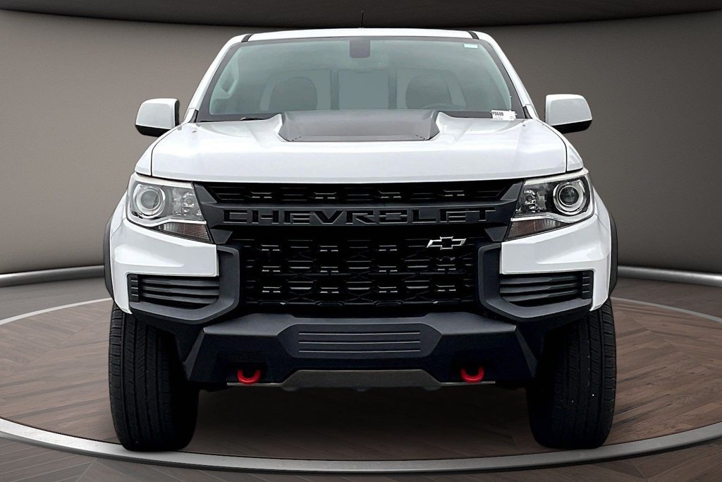 Used 2022 Chevrolet Colorado ZR2 AWD/4WD image 2