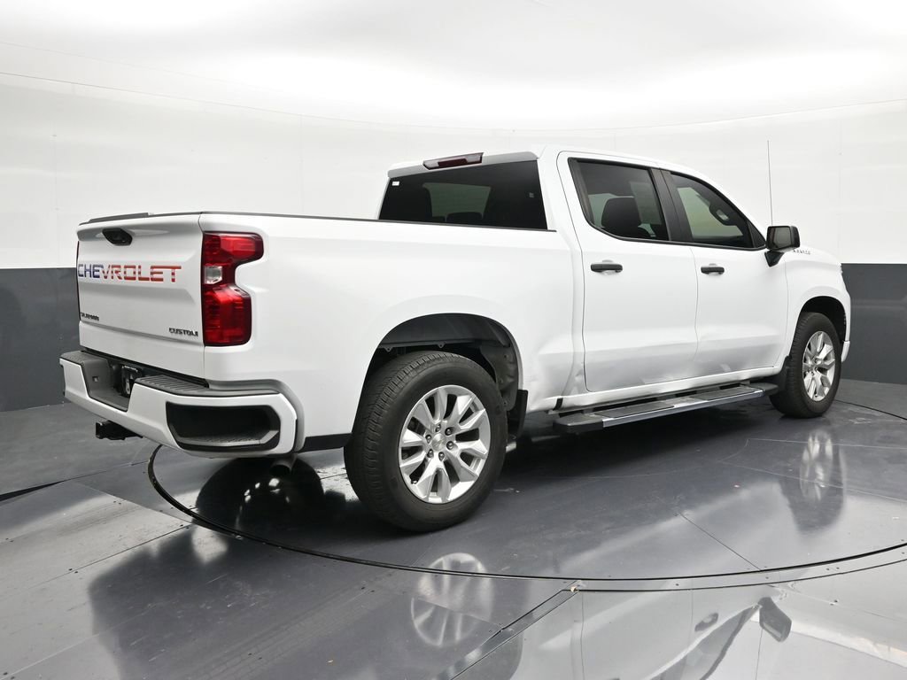 Used 2023 Chevrolet Silverado 1500 Custom image 5