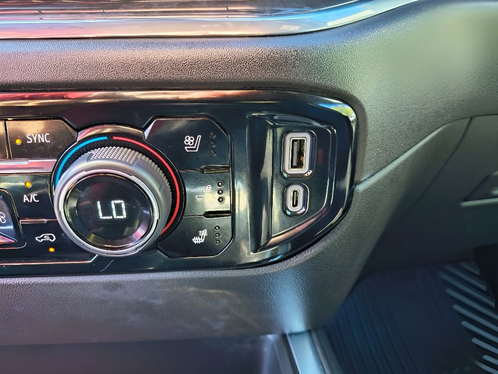 Used 2024 Chevrolet Silverado 1500 LTZ w/ Z71 Off-Road Package image 32