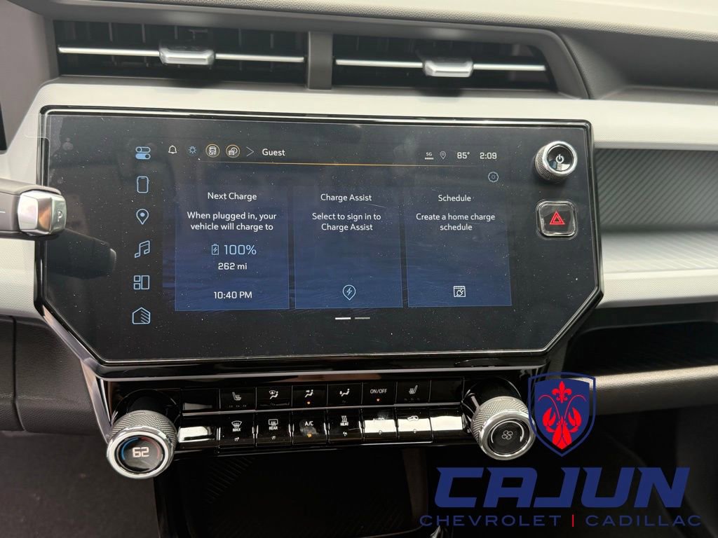 New 2027 Chevrolet Bolt LT w/ Comfort Package FWD image 18