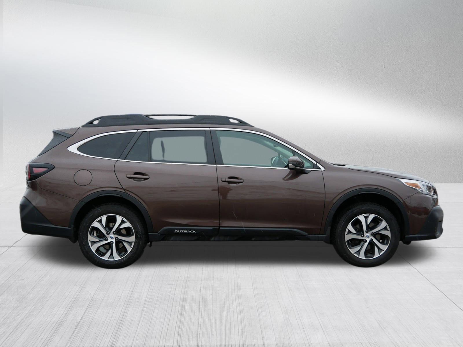 Used 2020 Subaru Outback Limited image 8