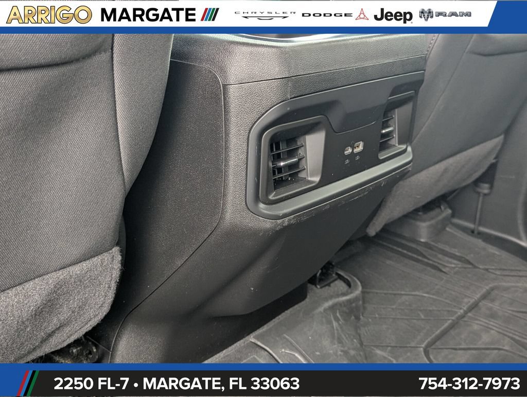 Used 2024 Chevrolet Silverado 1500 LT w/ Safety Package AWD/4WD image 27