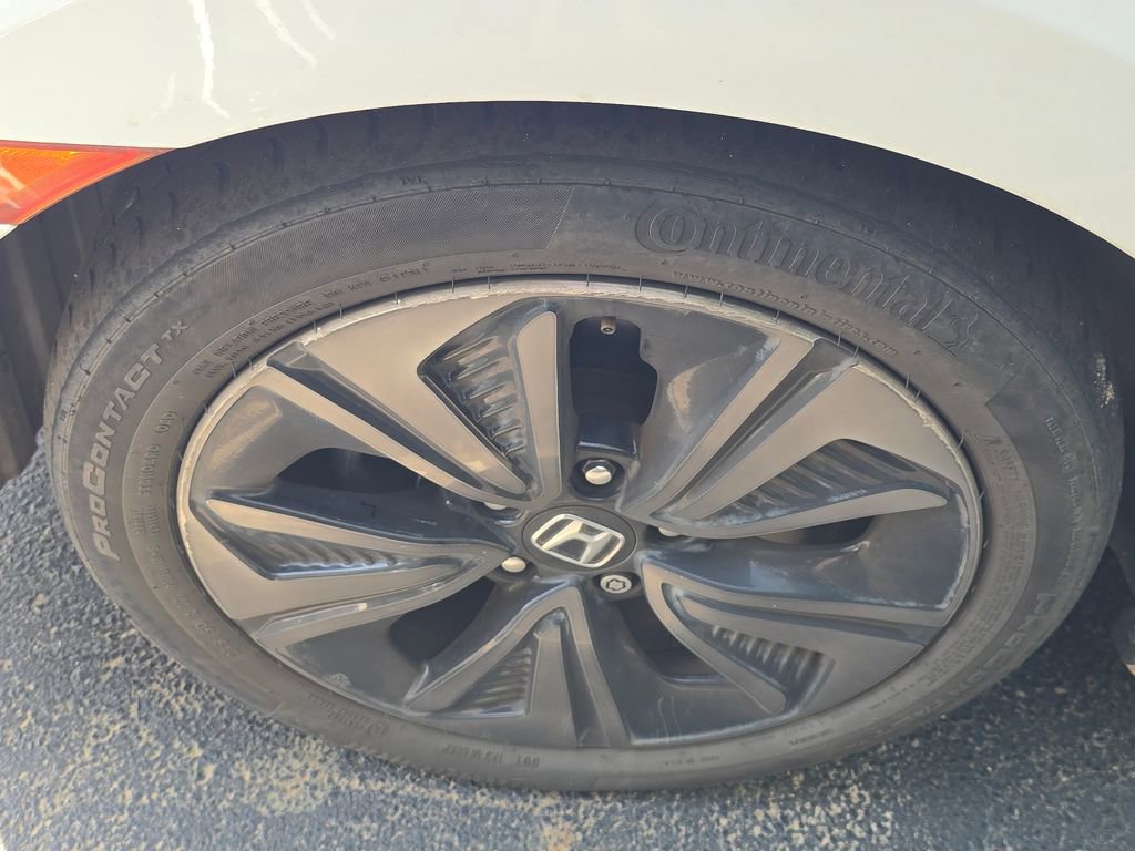 Used 2018 Honda Civic EX image 5