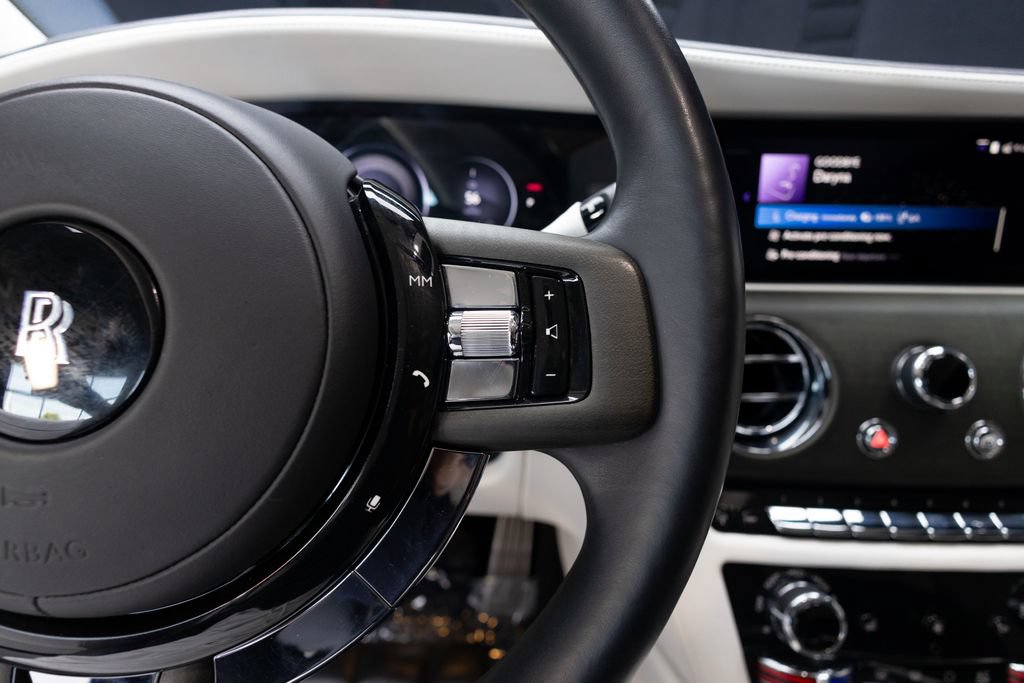 Used 2024 Rolls-Royce Spectre w/ Spectre Launch Package AWD/4WD image 21