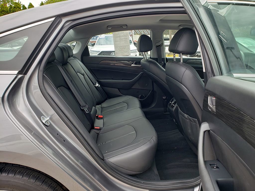 Used 2018 Hyundai Sonata Limited FWD image 16