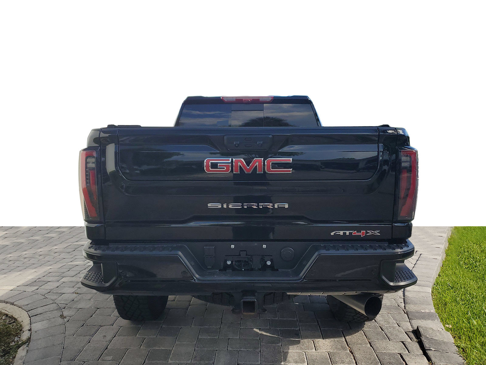 Used 2025 GMC Sierra 2500 AT4X AWD/4WD image 5