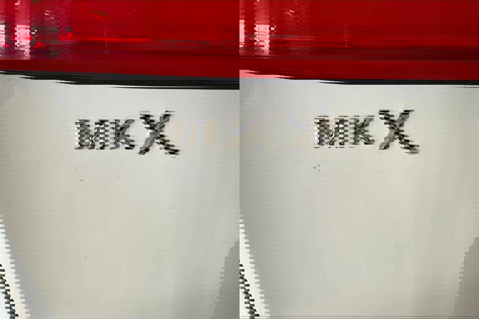 Used 2016 Lincoln MKX Reserve w/ Climate Package image 9