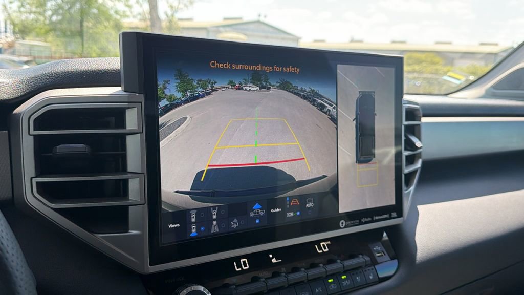 Used 2023 Toyota Tundra Limited image 30