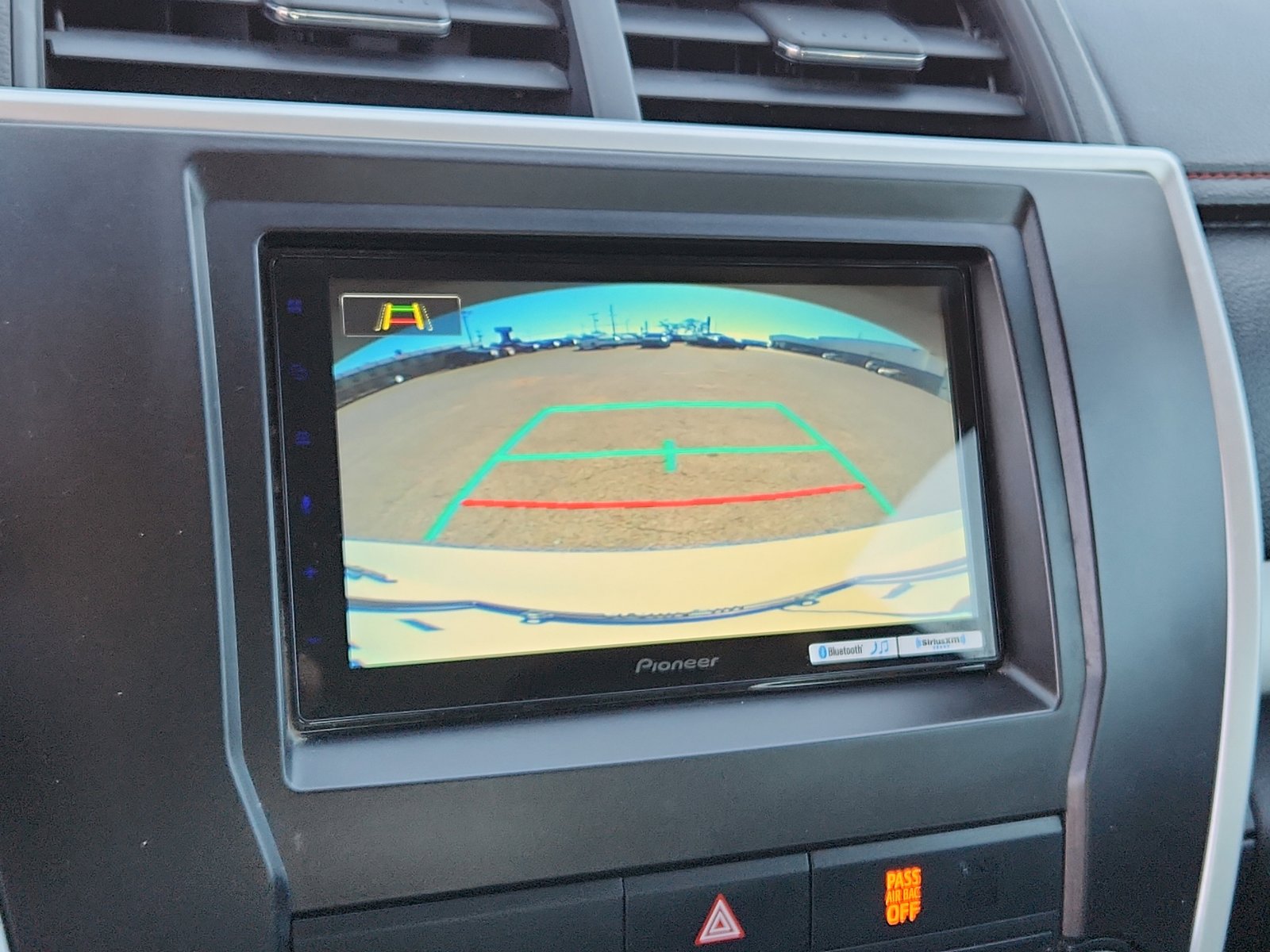 Used 2016 Toyota Camry XLE image 13