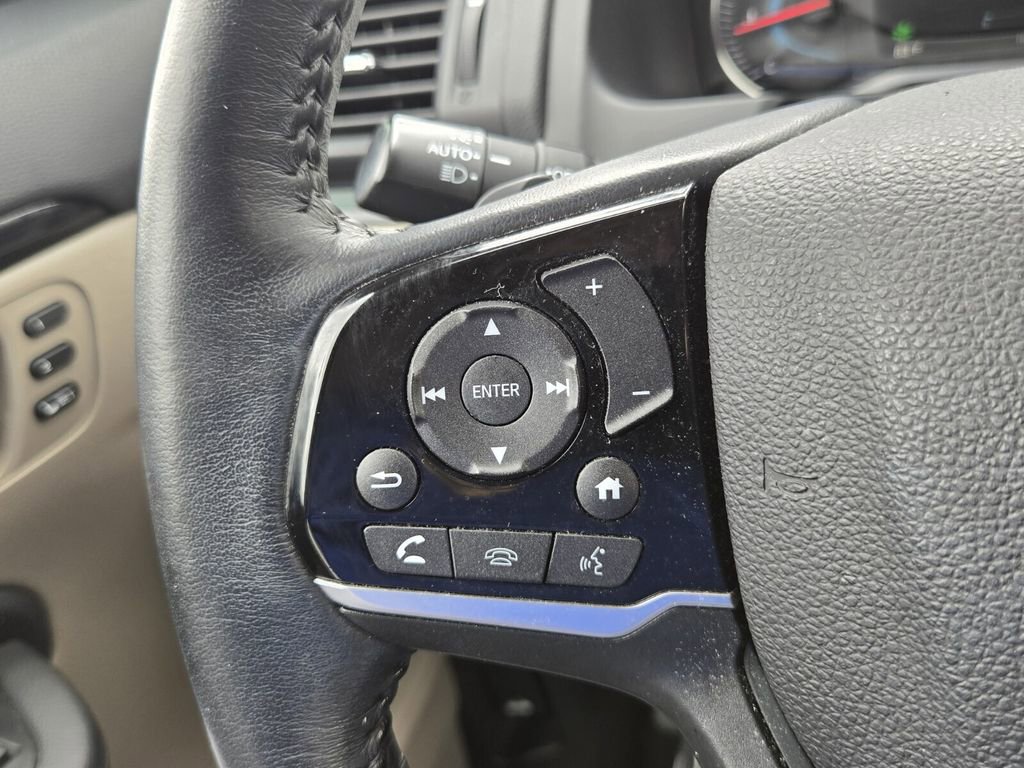 Certified 2022 Honda Pilot Touring image 27