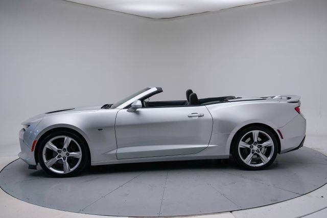 Used 2017 Chevrolet Camaro SS RWD image 2