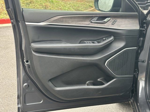 New 2026 Jeep Grand Cherokee Limited w/ Limited Altitude Package image 10