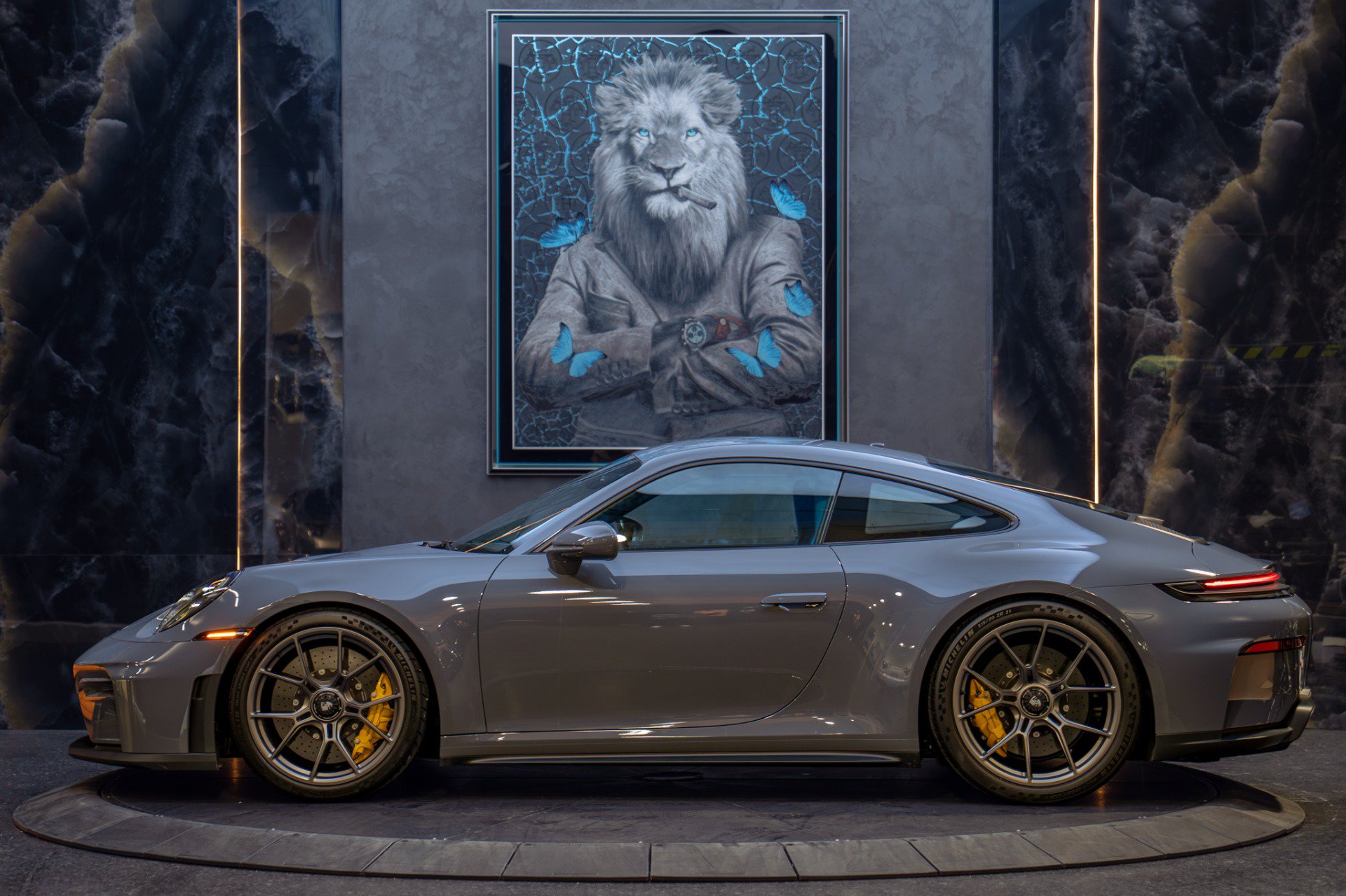 Used 2026 Porsche 911 GT3 RWD image 5
