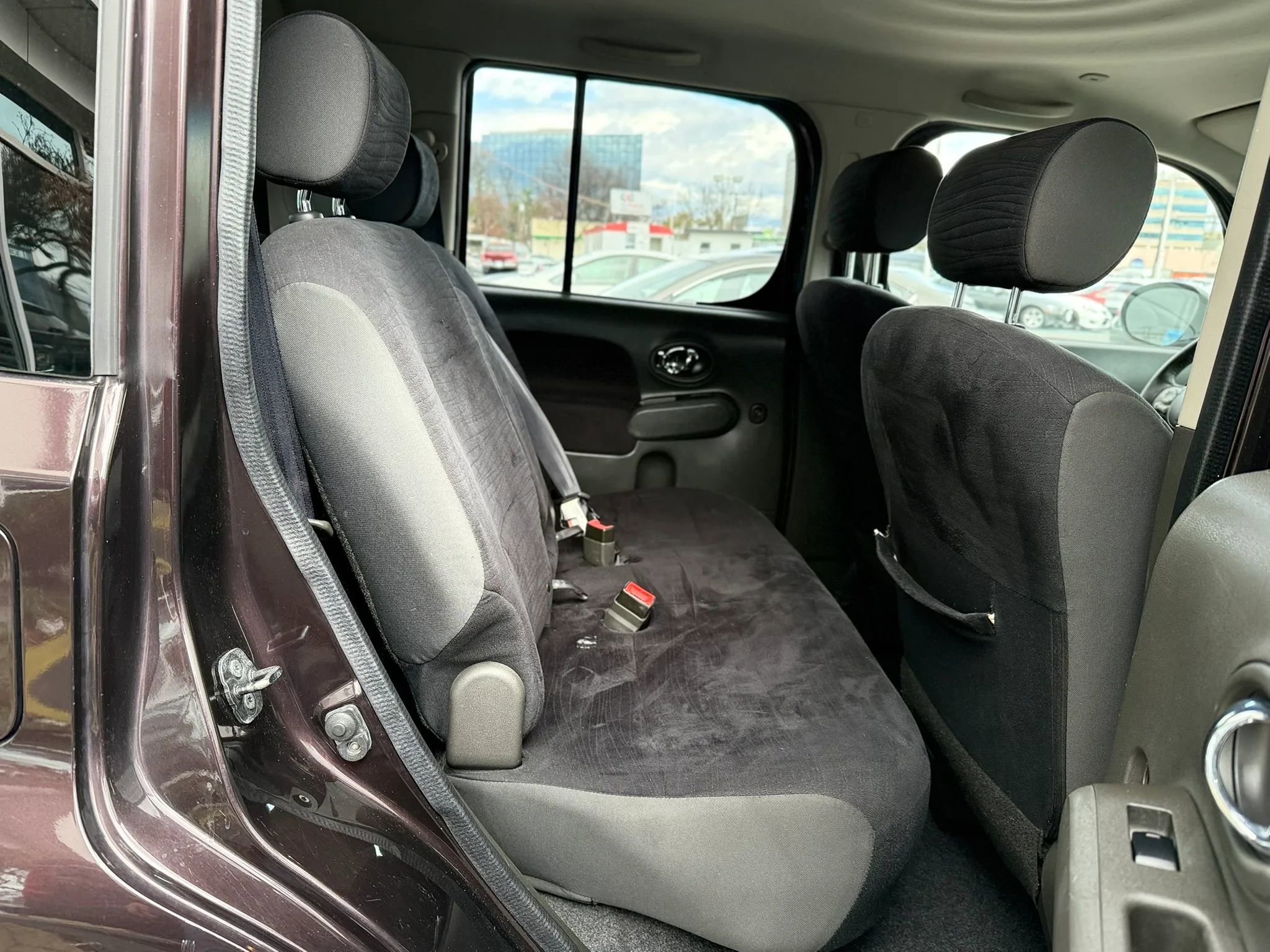 Used 2011 Nissan Cube 1.8 SL w/ Interior Designer Pkg image 27